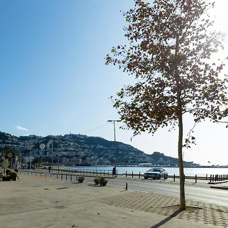 公寓 Estudio Luminoso En Primera Linea De Mar, Con Vistas Y Todas Comodidades En El Centro De Roses. - Es-228-99 罗萨斯