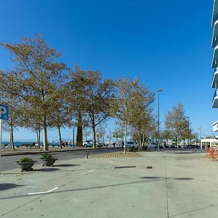 Estudio Luminoso En Primera Linea De Mar, Con Vistas Y Todas Comodidades En El Centro De Roses. - Es-228-99 * 罗萨斯